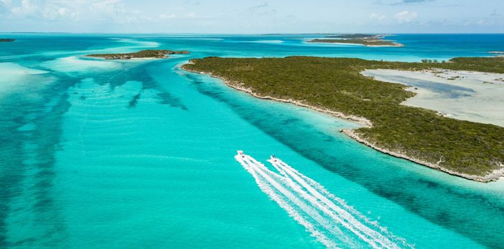 Bahamas Luxury Yacht Charter 
