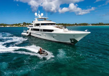 Crewed Motor Yacht Charter Itinerary Bahamas