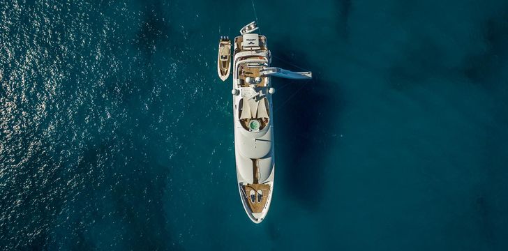 Luxury Bahamas Yacht Charter on AVALON
