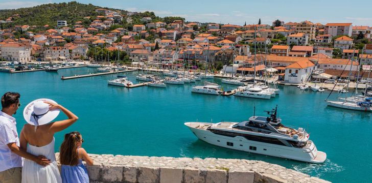 Motor Yacht NOOR in Croatia,Summer Yacht Charter Vacation