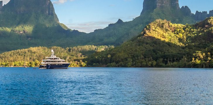 Tahiti French Polynesia Motor Yacht Vacation